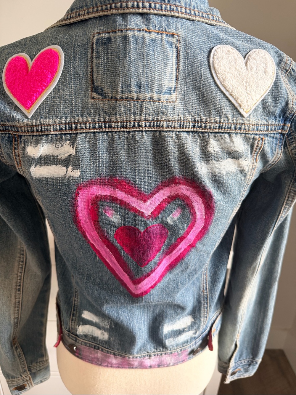 Hollister - Upcycled Light Wash Denim Jacket - Picture 5 of 8